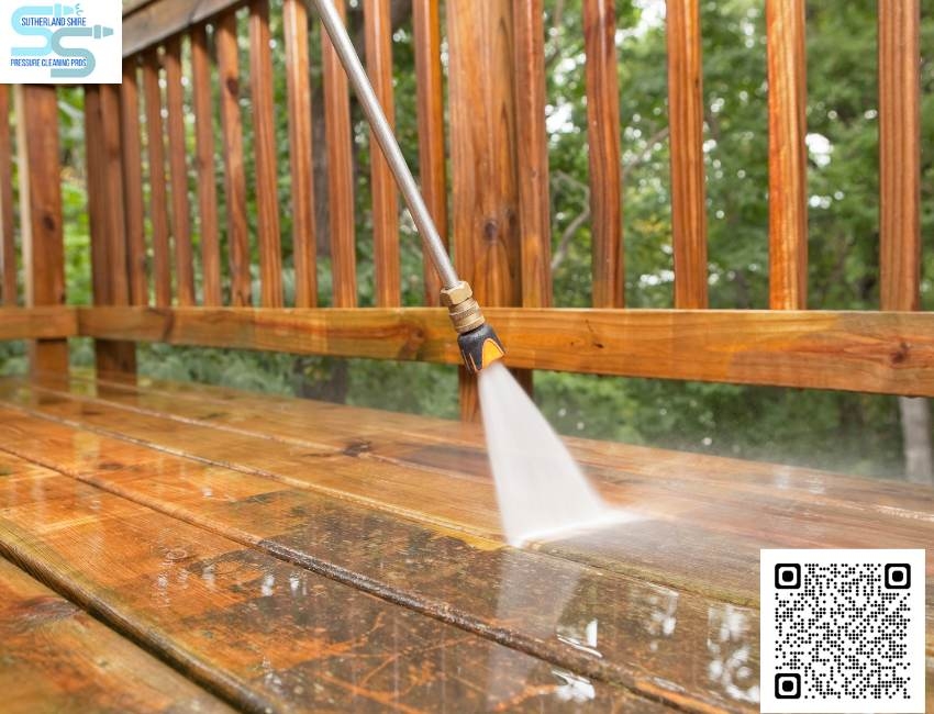 Restoring Your Deck’s Beauty: Professional Cleaning Solutions